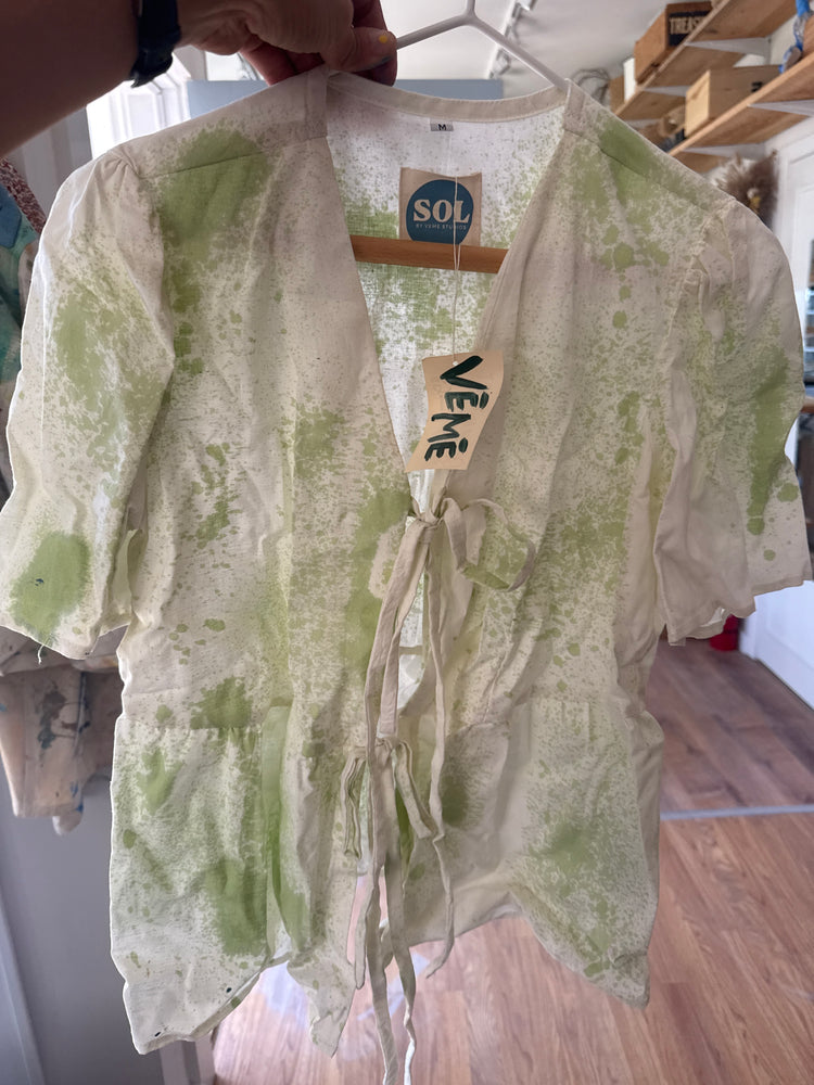 Sol Carmen short sleeve tie top