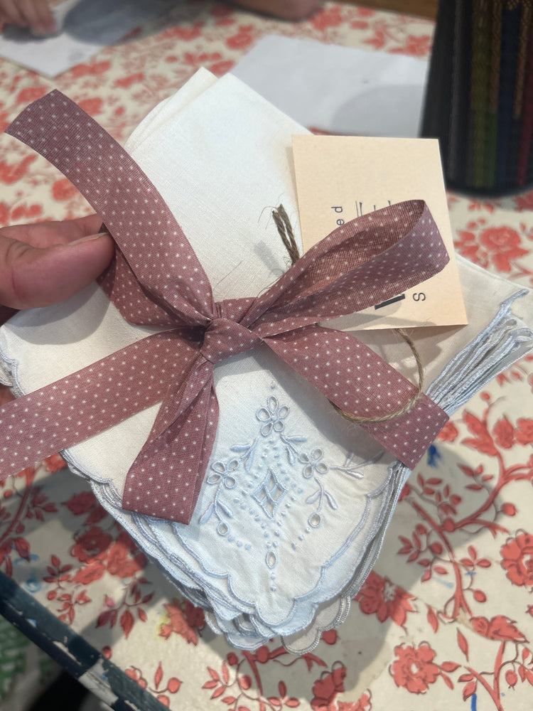 Set of 6 napkins with blue