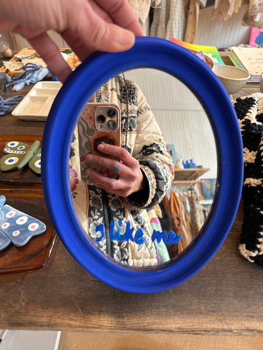 I like me mirror