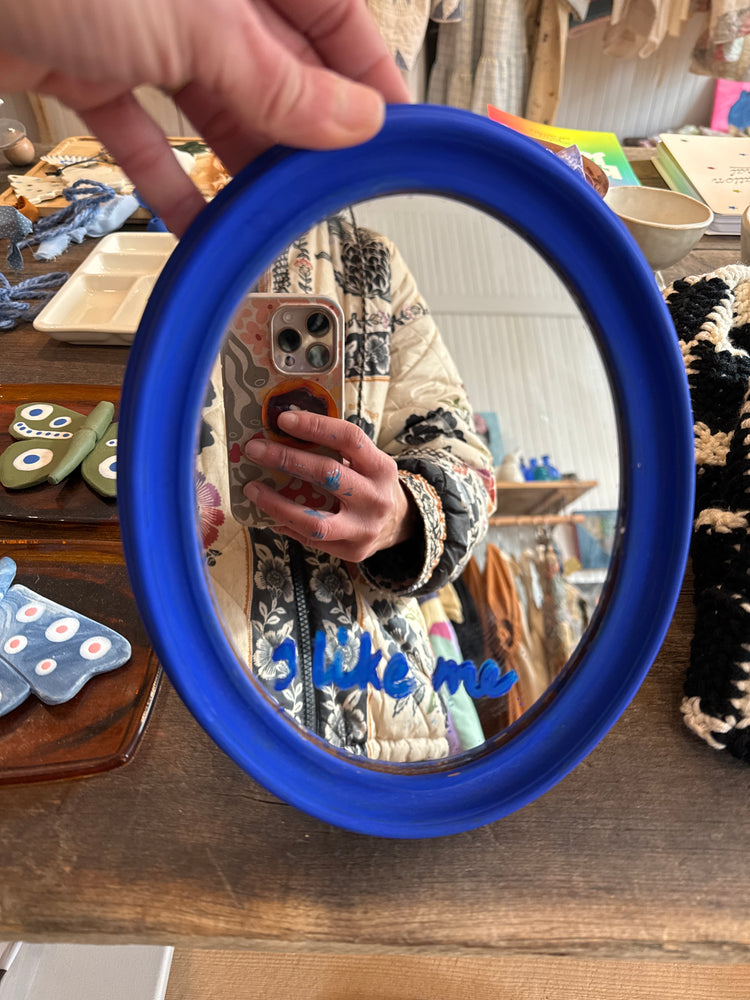 I like me mirror