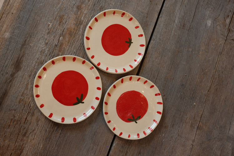 Tomato plates