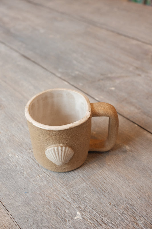 Melissa shell mugs